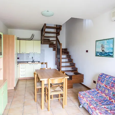 1 Bedroom Lovely In *