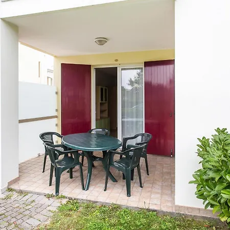 1 Bedroom Lovely In