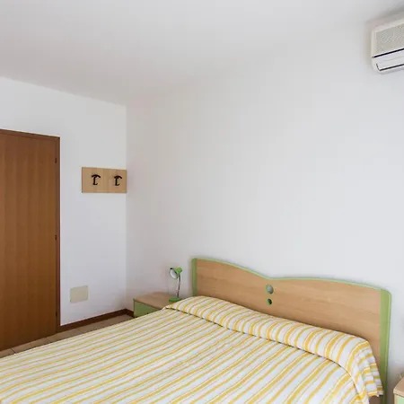 Amazing In With Swimming Pool Apartment Bibione